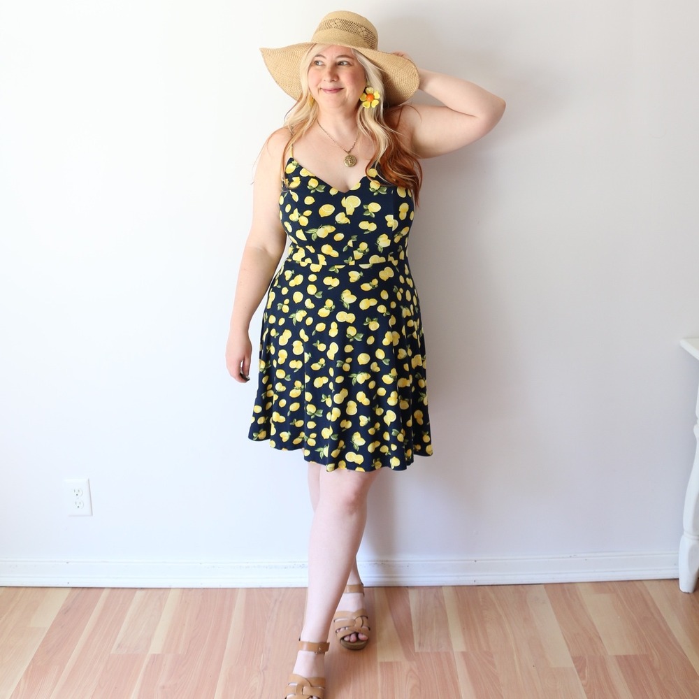 Nine Britton Lemon Print Dress Navy Strappy Back Stitch Fix Summer Vacation L